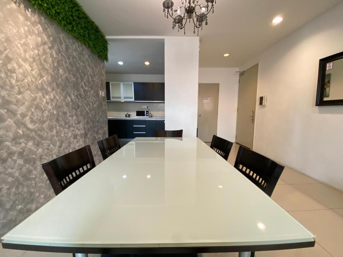 Spacious 2Room+2B*pool+gym*5mins-Time square&LaLaport Kuala Lumpur Exterior foto