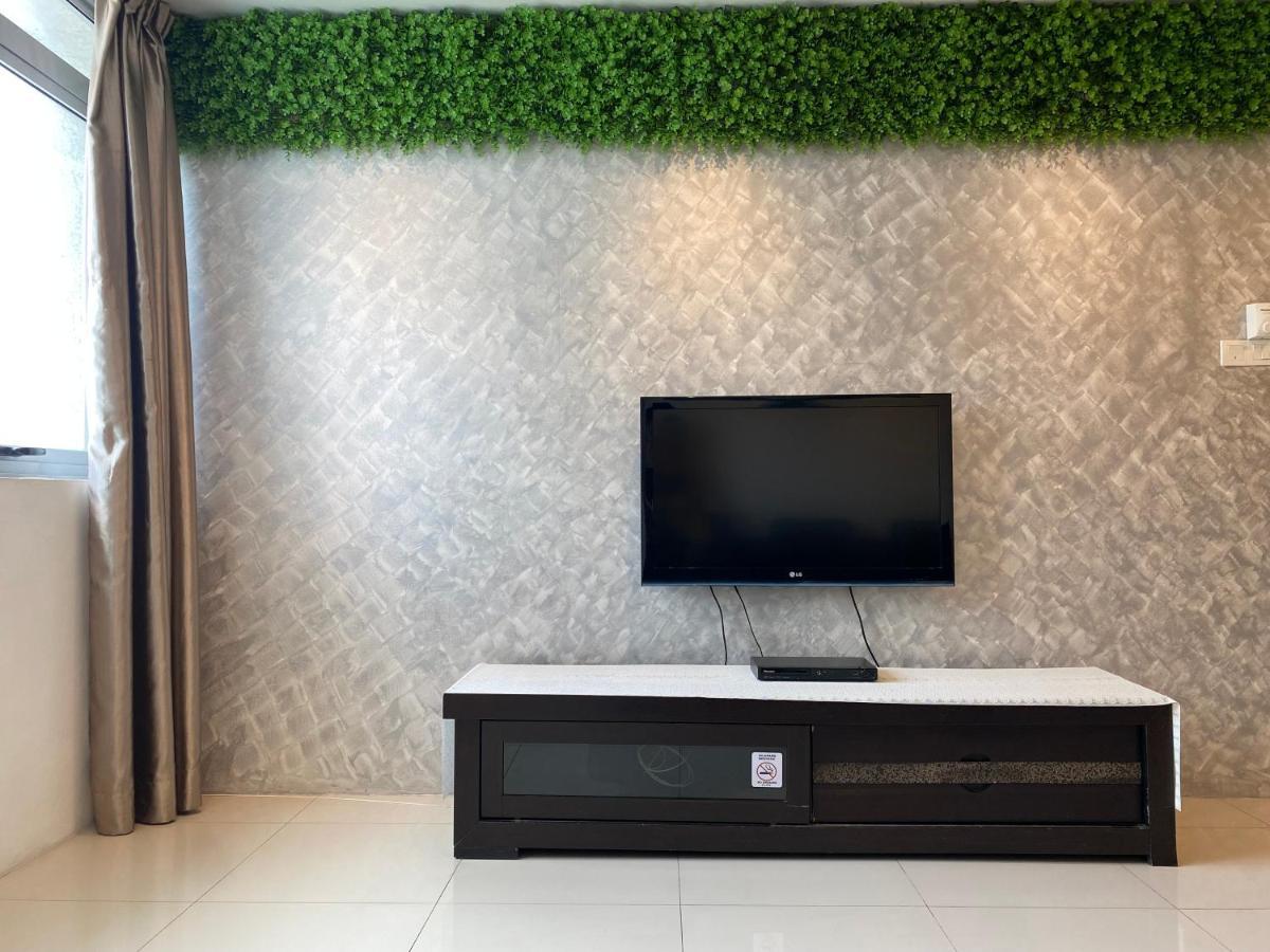 Spacious 2Room+2B*pool+gym*5mins-Time square&LaLaport Kuala Lumpur Exterior foto